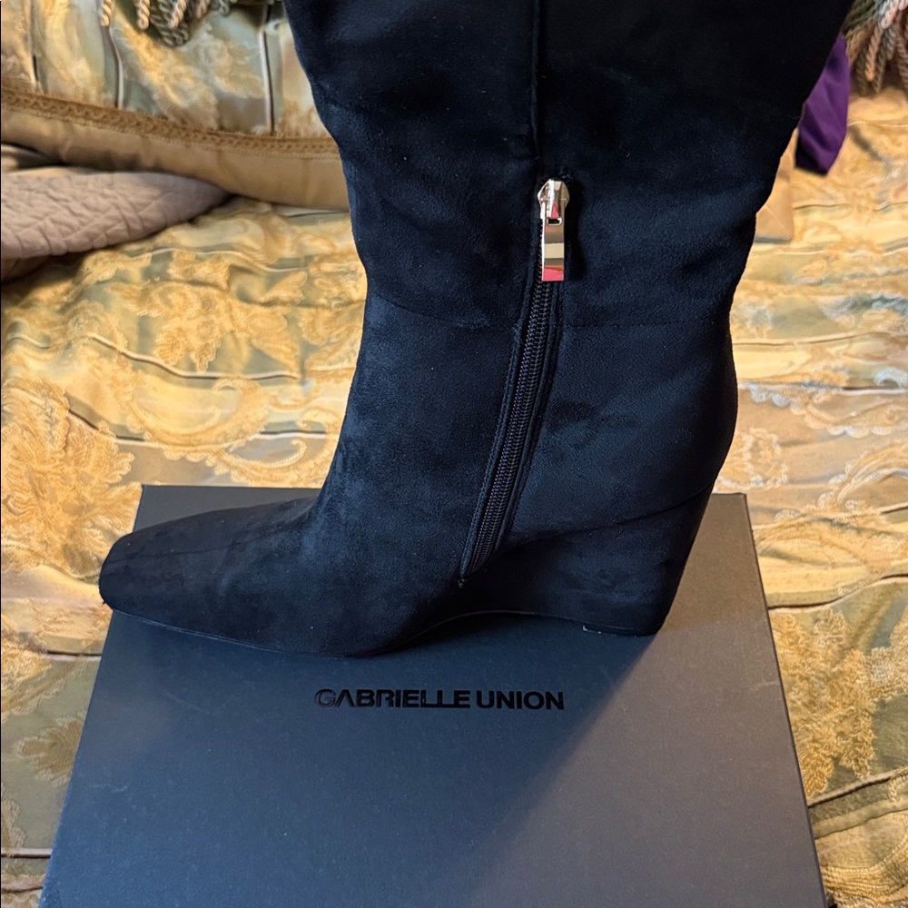 Gabrielle Union Black Suede Heeled Boots